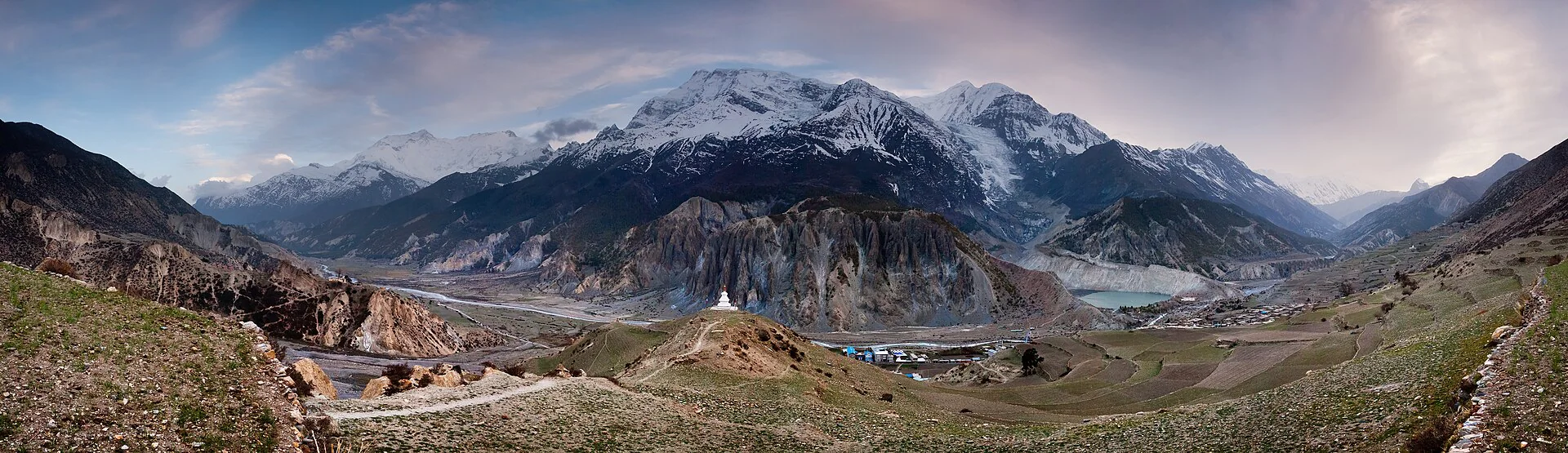 Annapurna mountain panorama near Manang